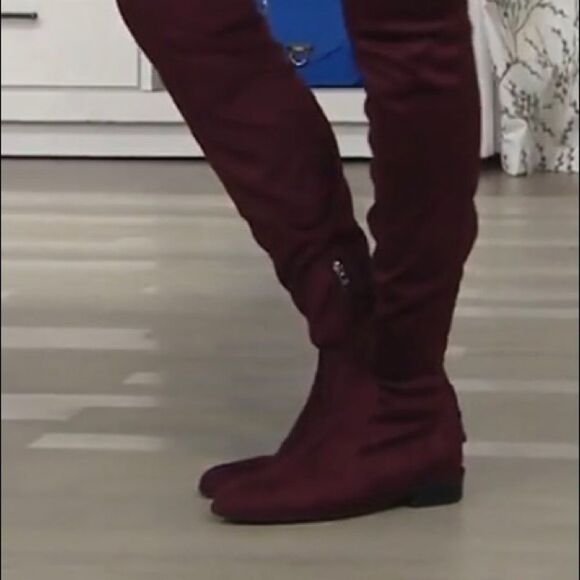 Marc Fisher Taupe Hulie Over The Knee Faux Suede Boots 8M new in Box - Picture 2 of 14